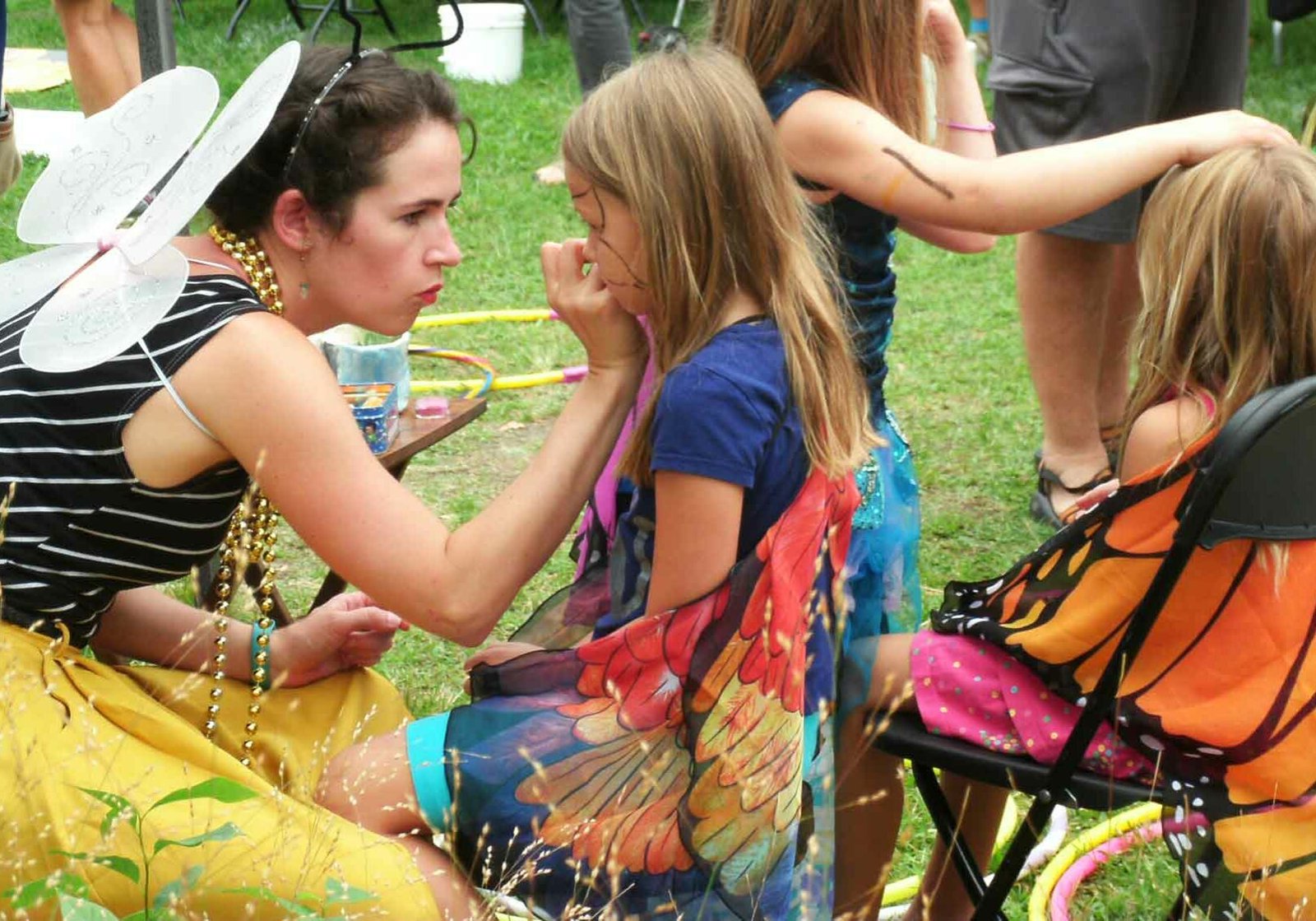 get-your-face-painted-and-join-the-organicfest-bee-organic-parade